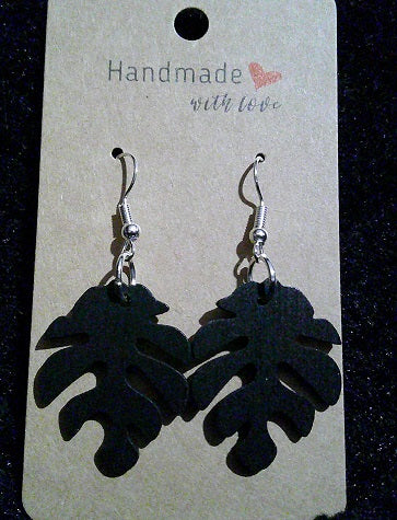 Boho black leaf