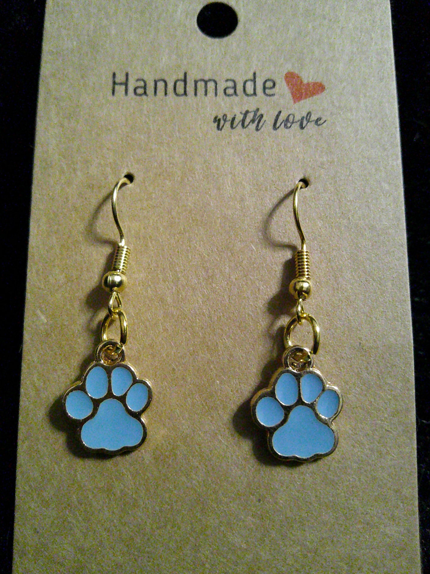 small light blue paw