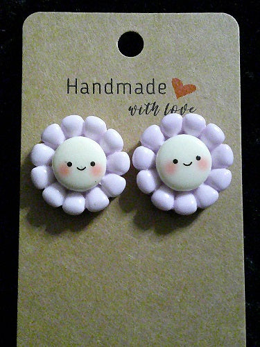 Lavender smiley flower