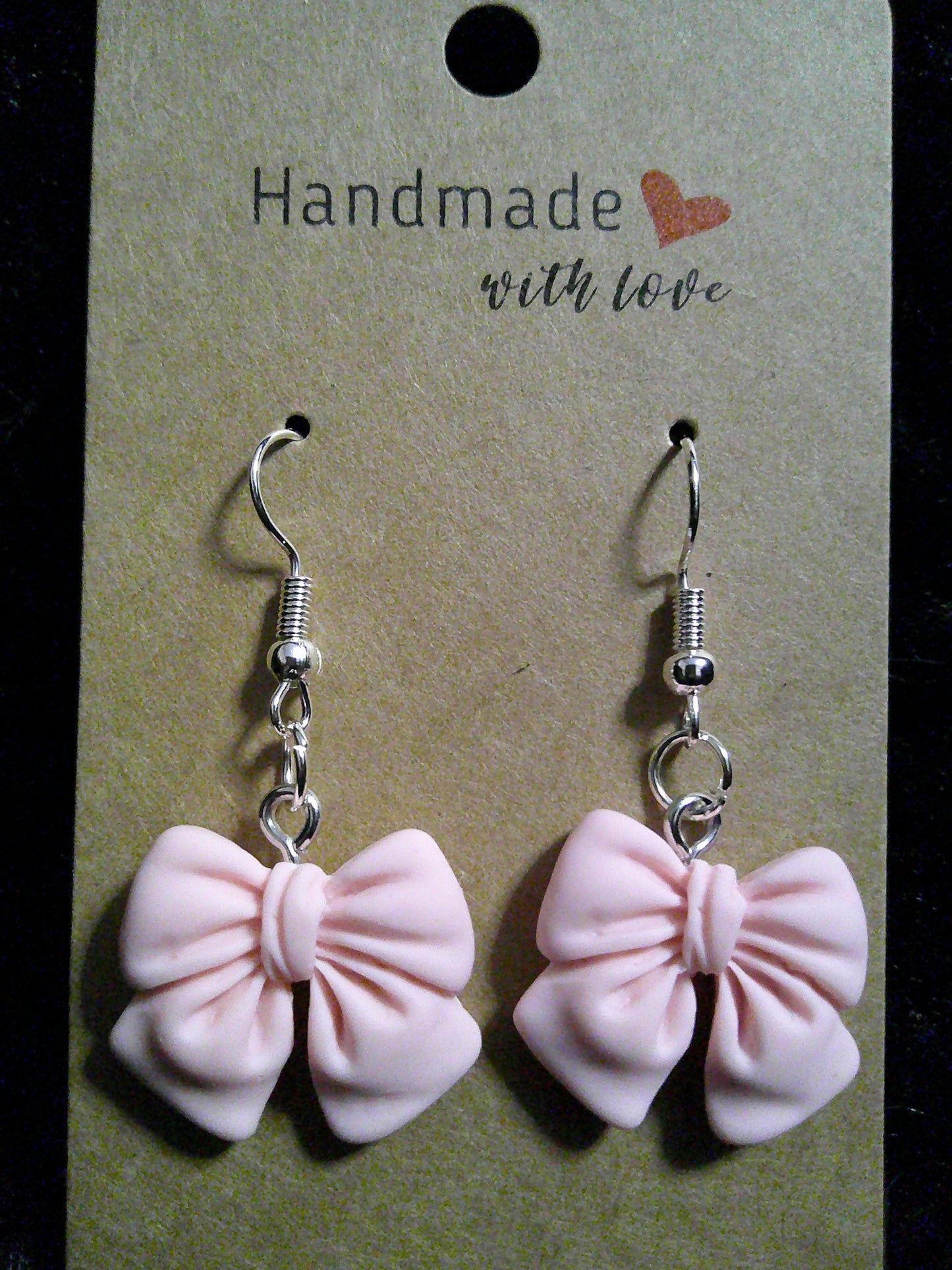 Light pink bow