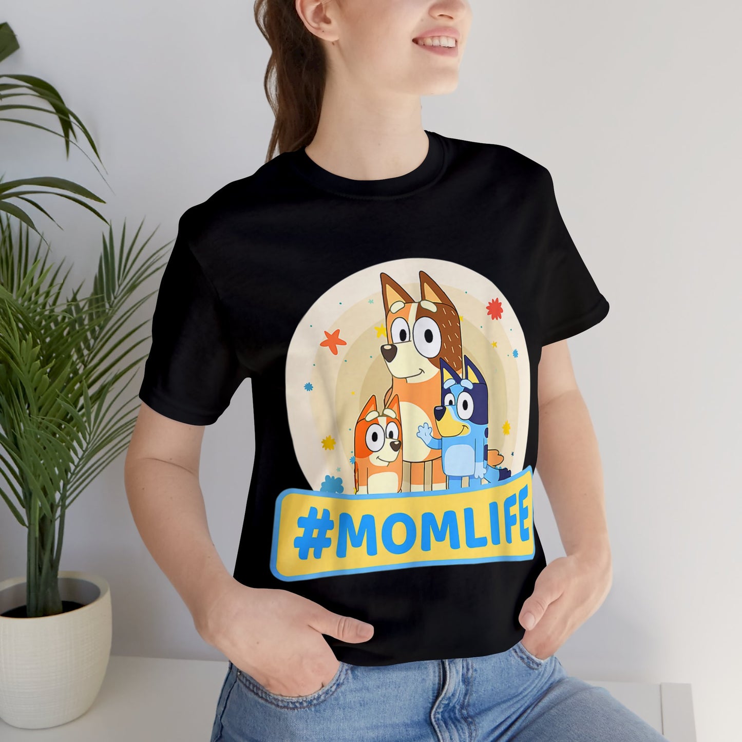 #MOM LIFE Short Sleeve Tshirt