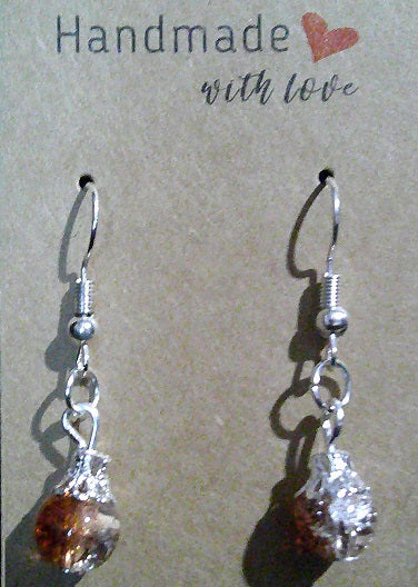 Amber/clear drop