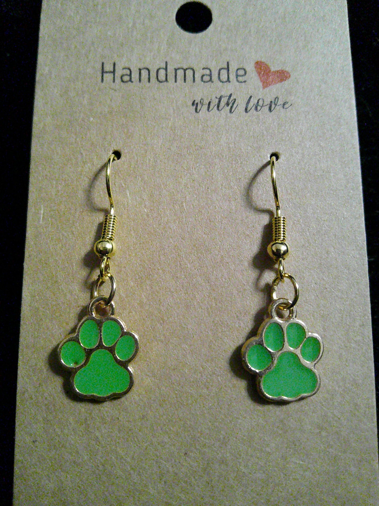 small green paw