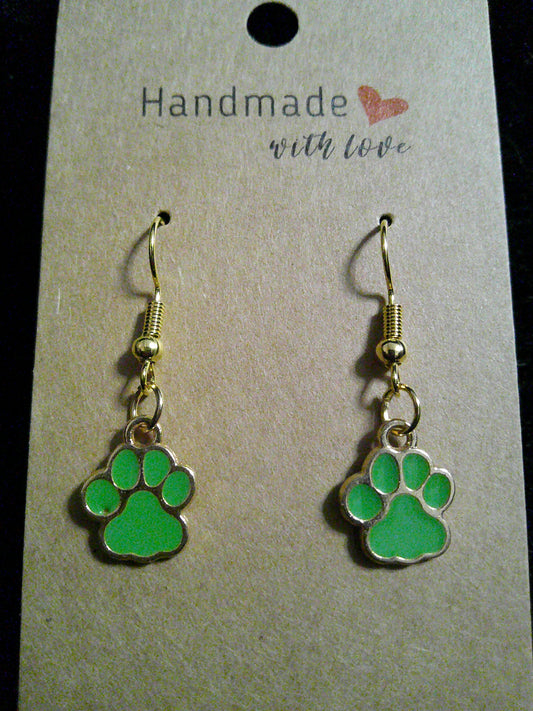 small green paw