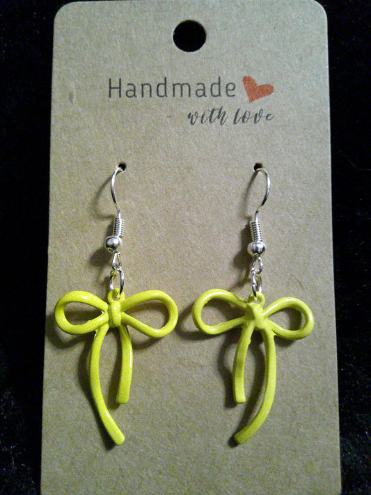Yellow bow on silver